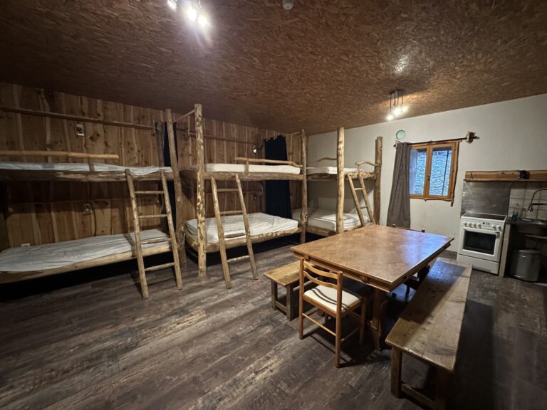 gite refuge la balenne a esprit du nord dans le vercors